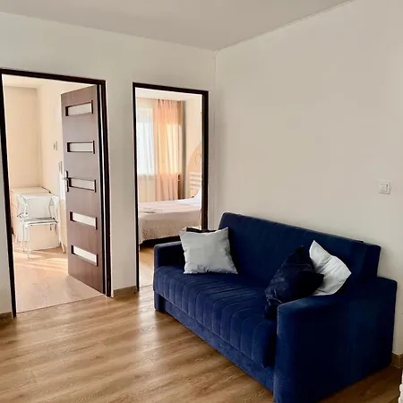 Ohmyhome-złota View Apartament Warszawa