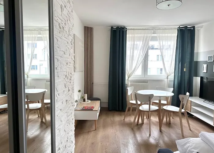 Ohmyhome-złota View *