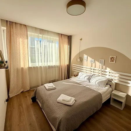 Ohmyhome-złota View *