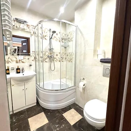 Ohmyhome-zlota View * Varsóvia