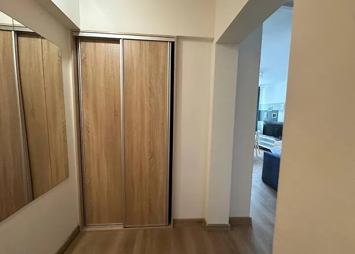 Ohmyhome-zlota View Apartamento *